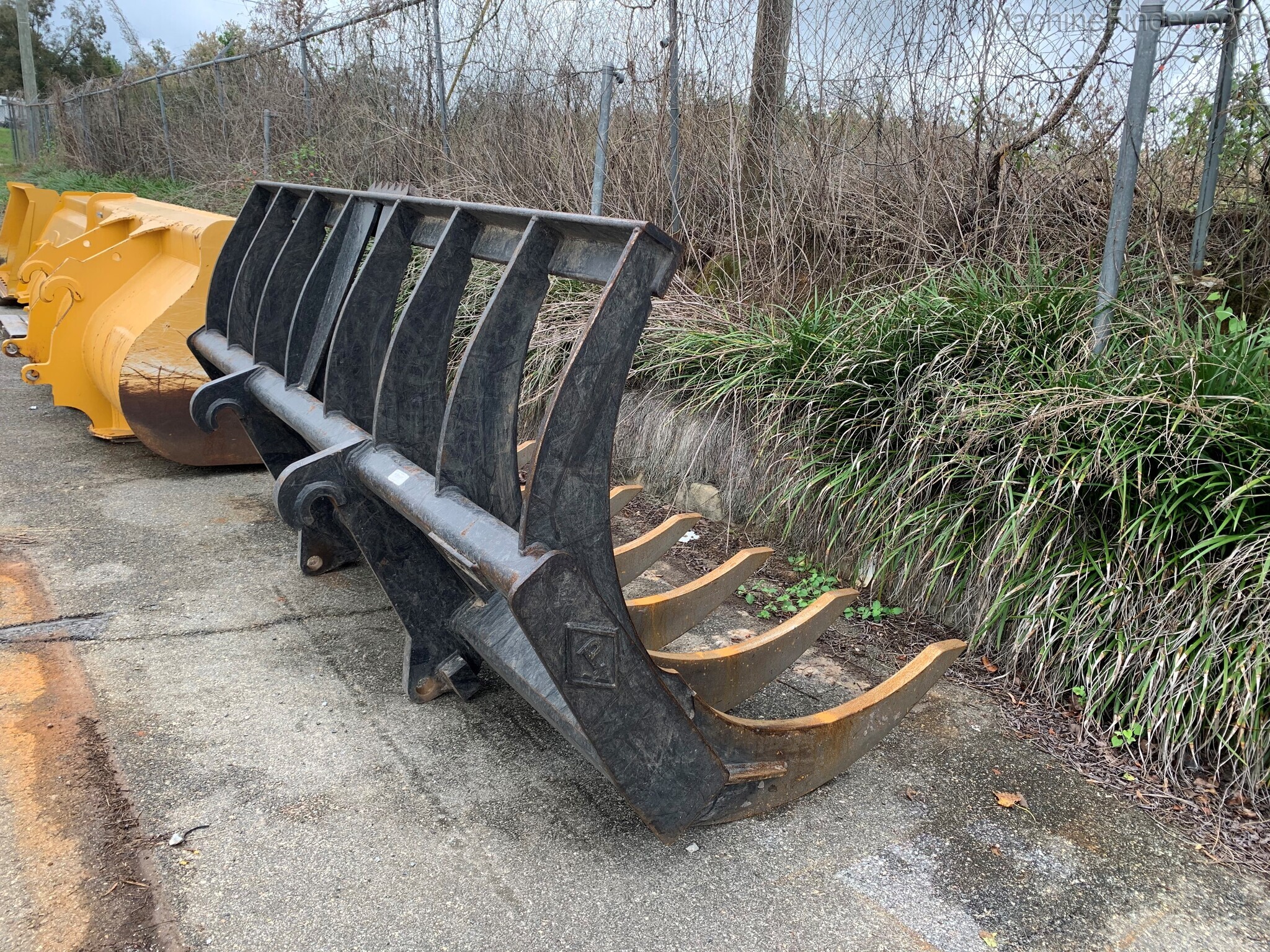 2019 Pemberton L300 Image 3