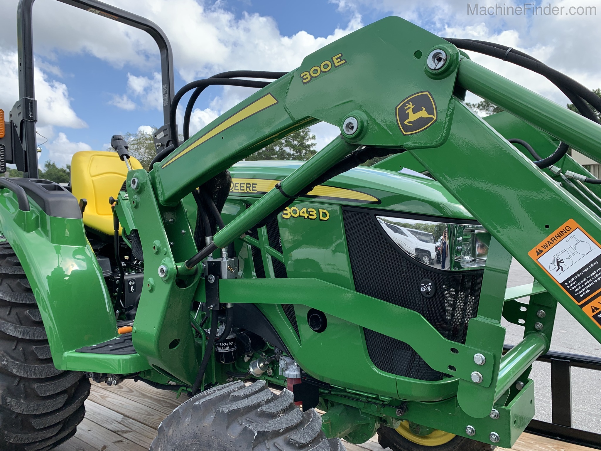 2020 John Deere 3043D Image 3
