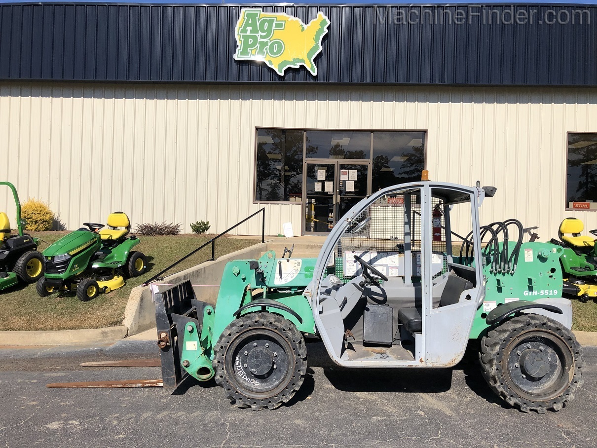 2012 Genie GTH5519 Image 1