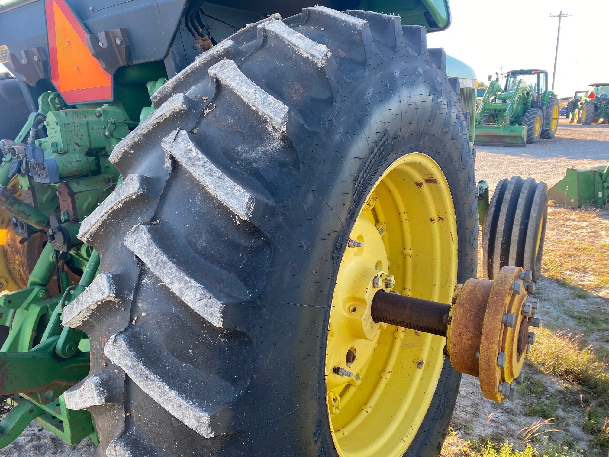 John Deere 4650 Image 7