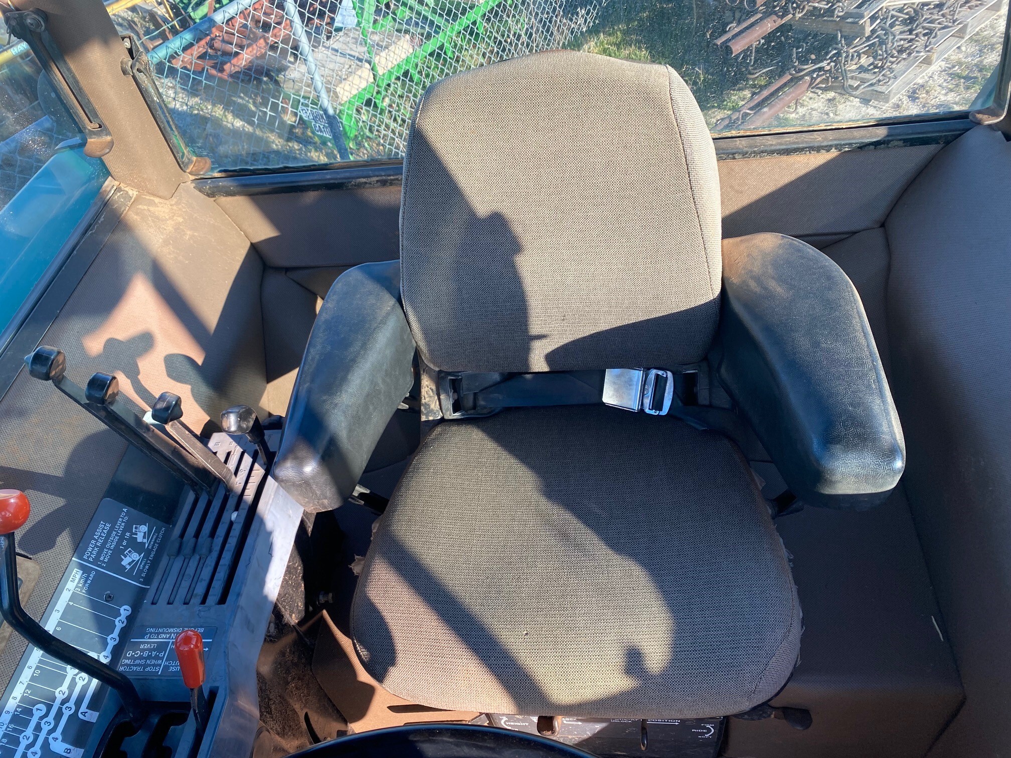 John Deere 4650 Image 8