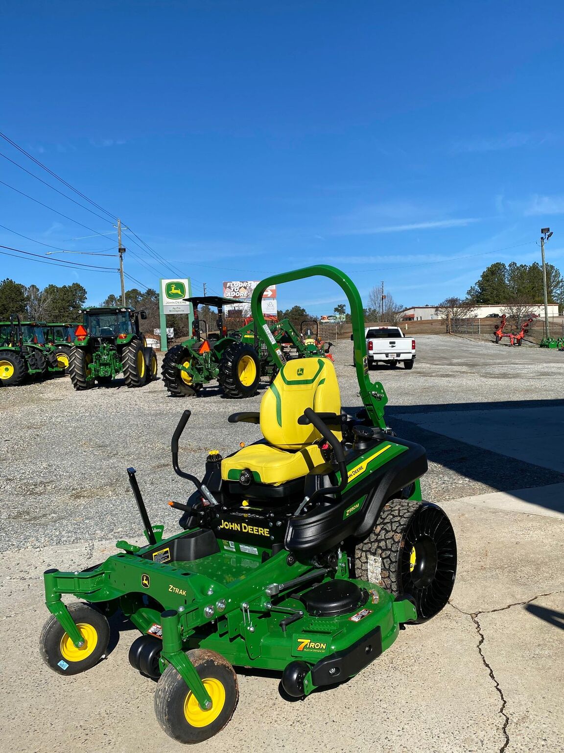 2023 John Deere Z950M Image 1