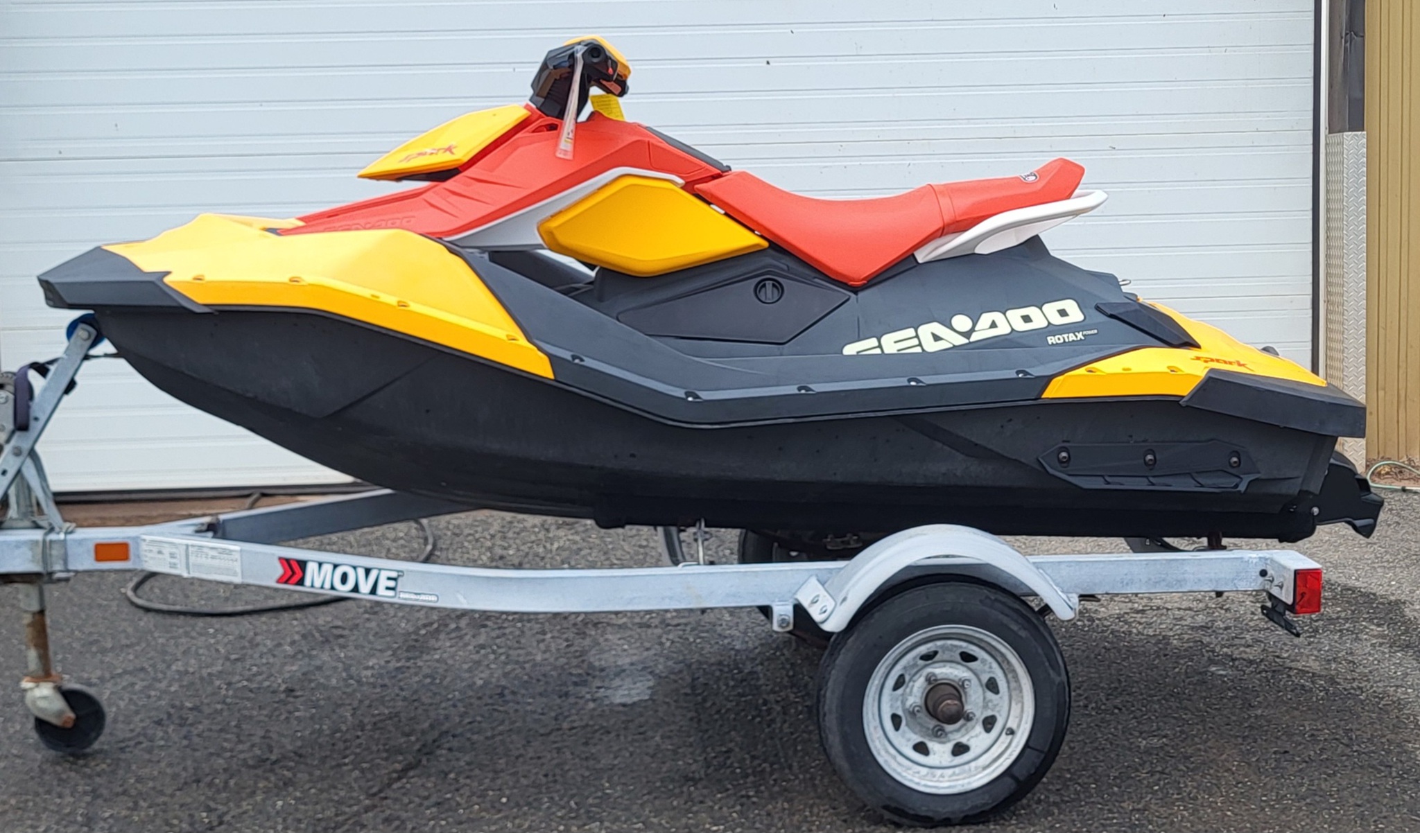 2022 Seadoo SPARK 2UP Image 2