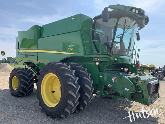 Photo of 2023 John Deere S770