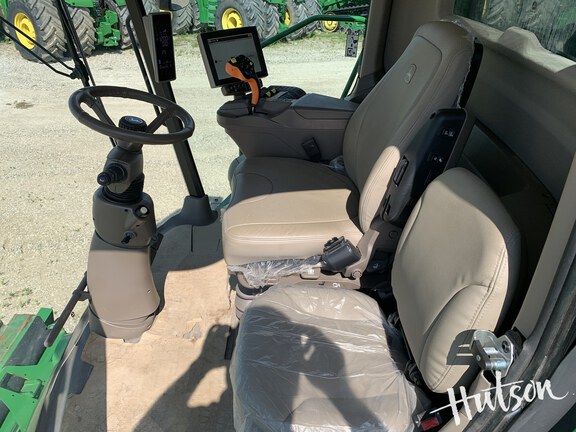 Photo of 2023 John Deere S770