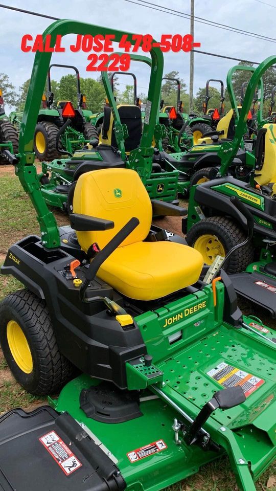 2023 John Deere Z515E Image 4