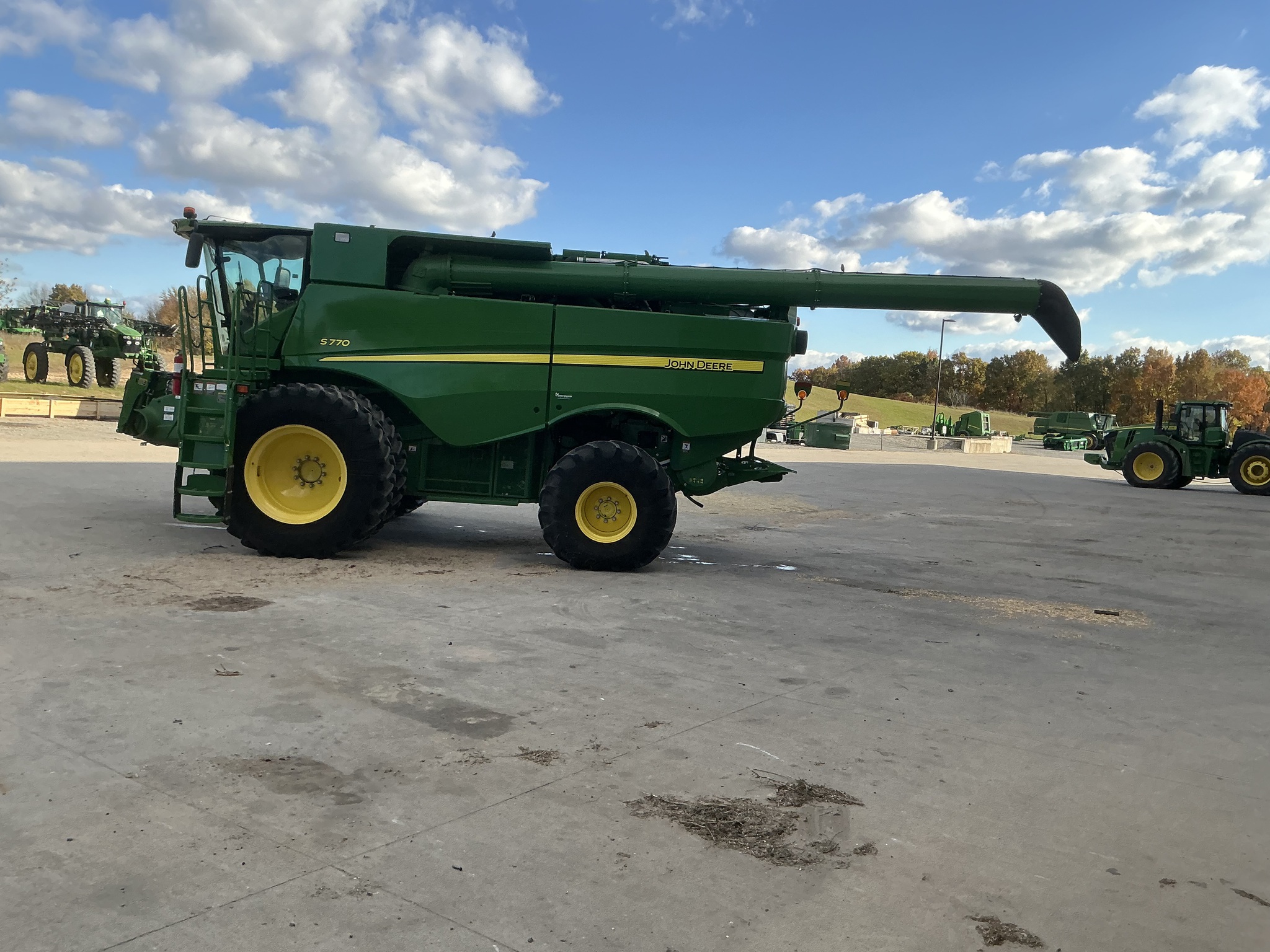 2018 John Deere S770 Image 8