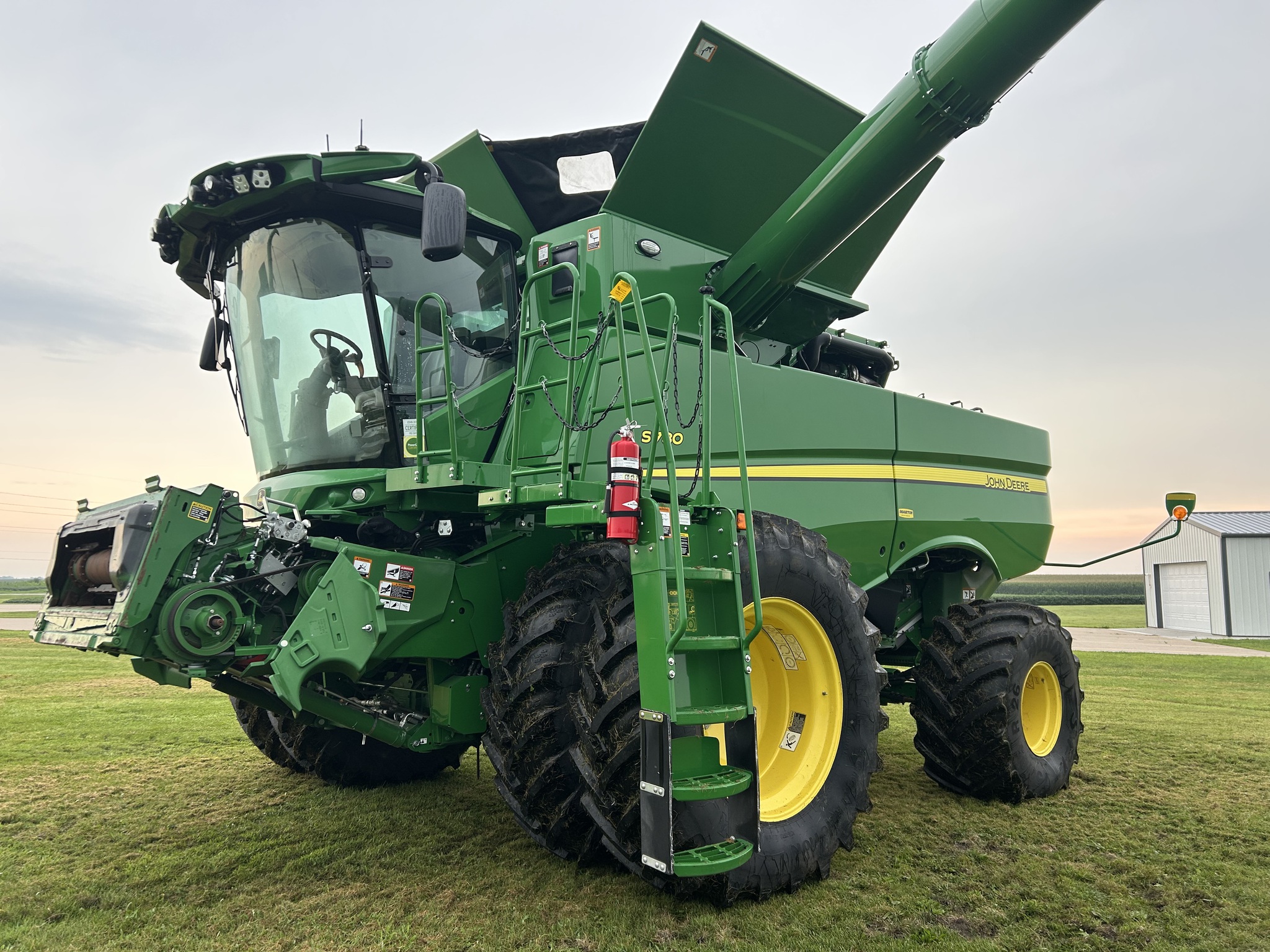  2023 John Deere S780 at Heritage Tractor in Aledo, IL