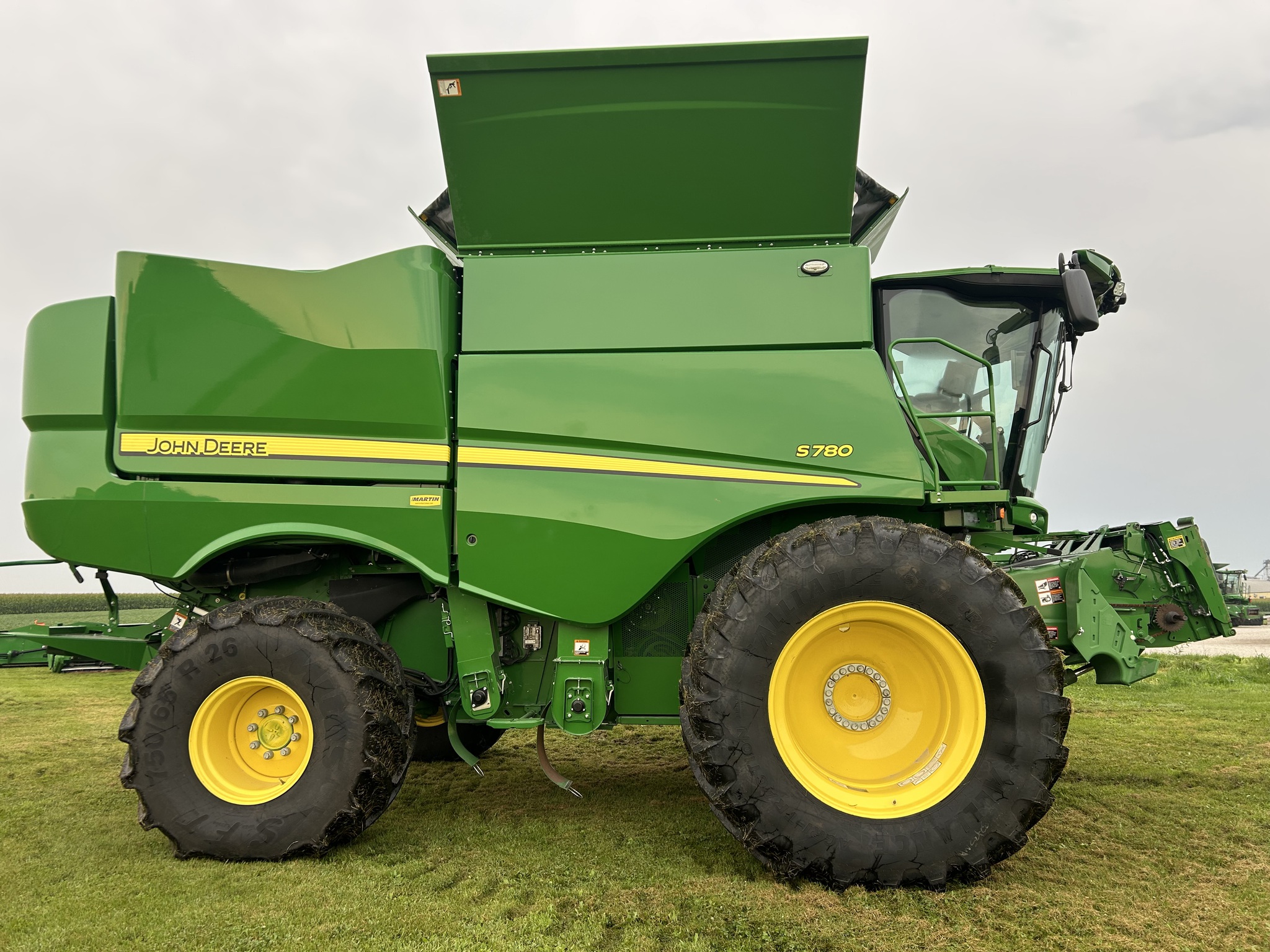  2023 John Deere S780 at Heritage Tractor in Aledo, IL
