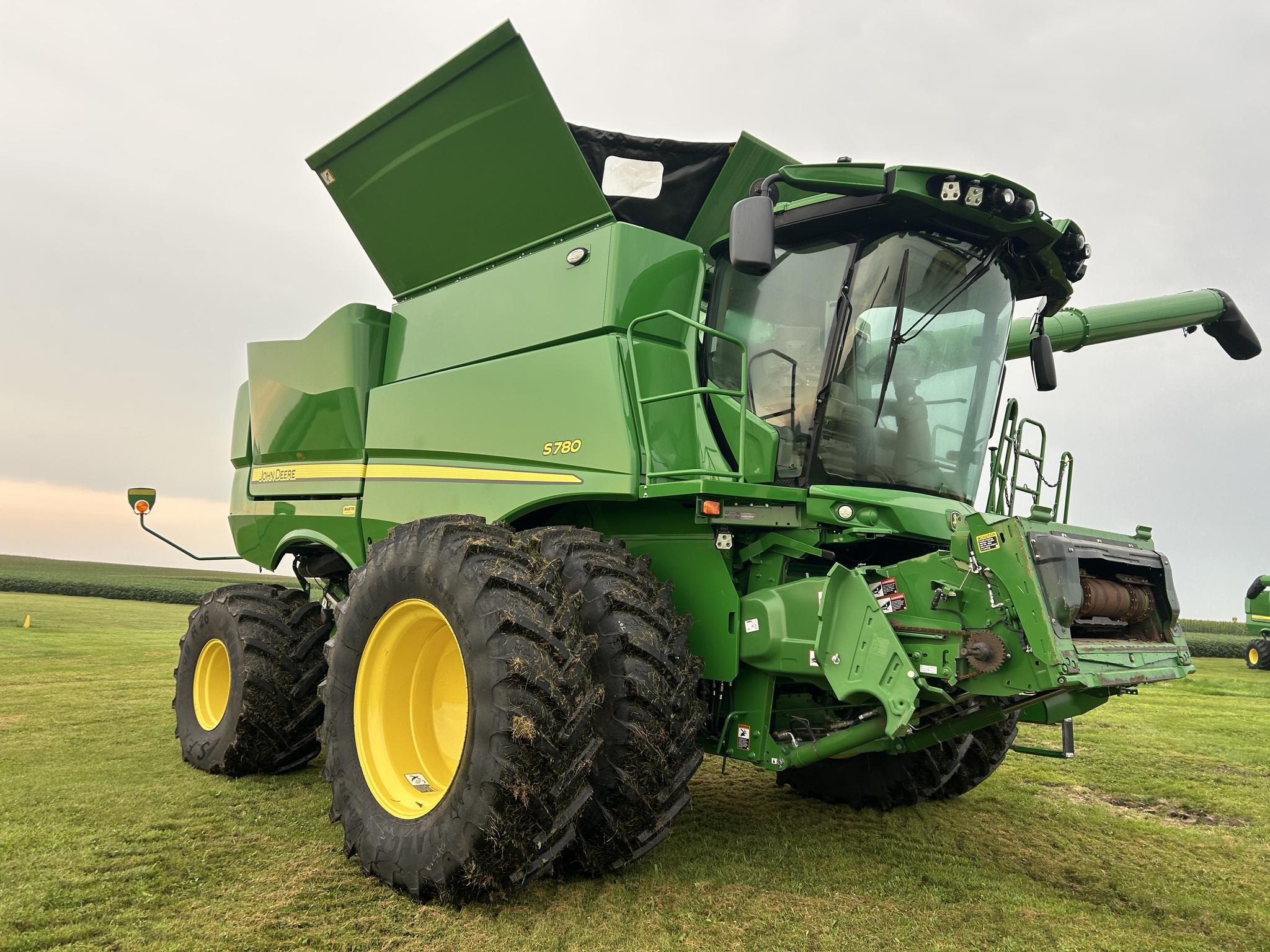  2023 John Deere S780 at Heritage Tractor in Aledo, IL