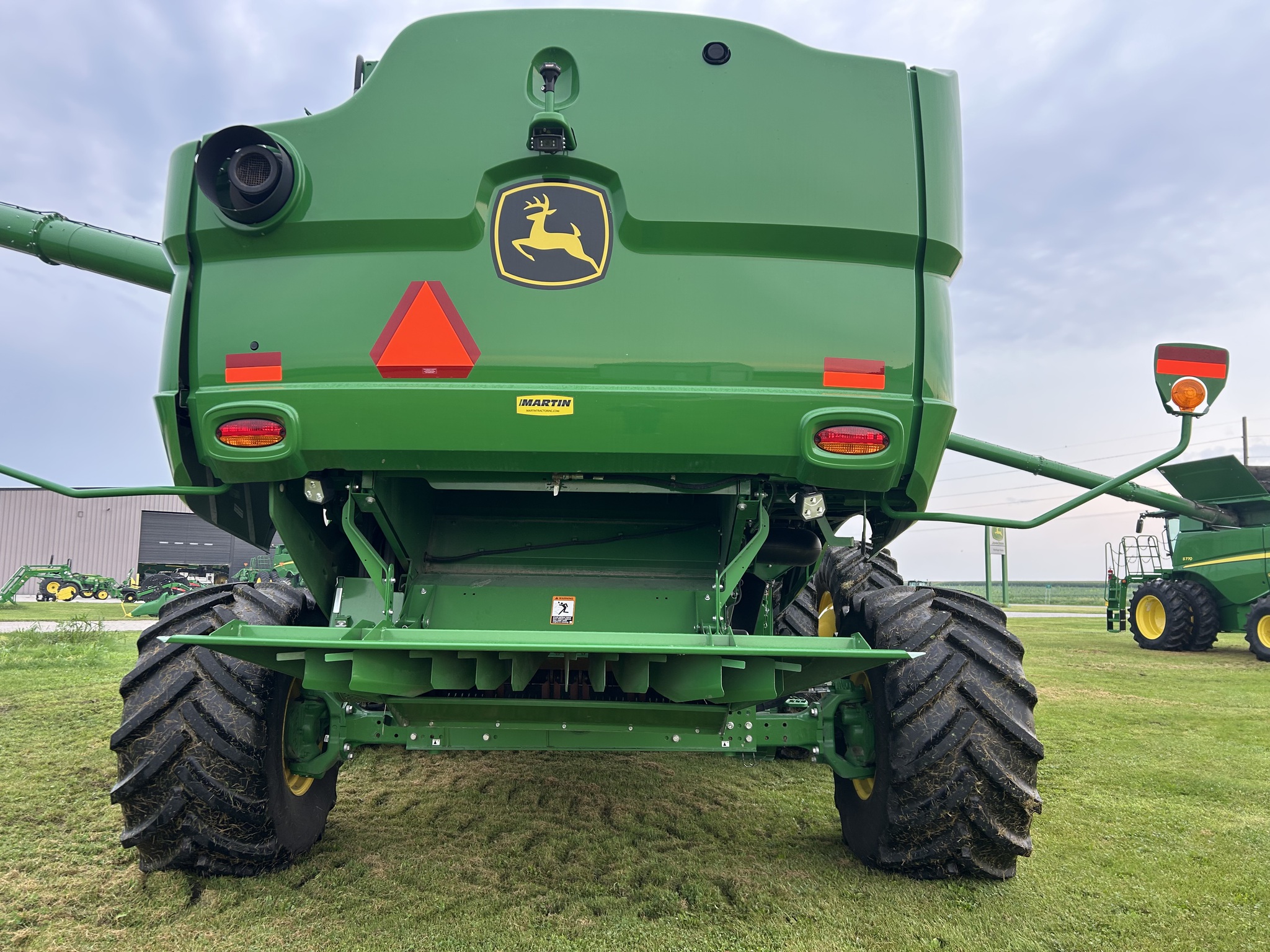  2023 John Deere S780 at Heritage Tractor in Aledo, IL