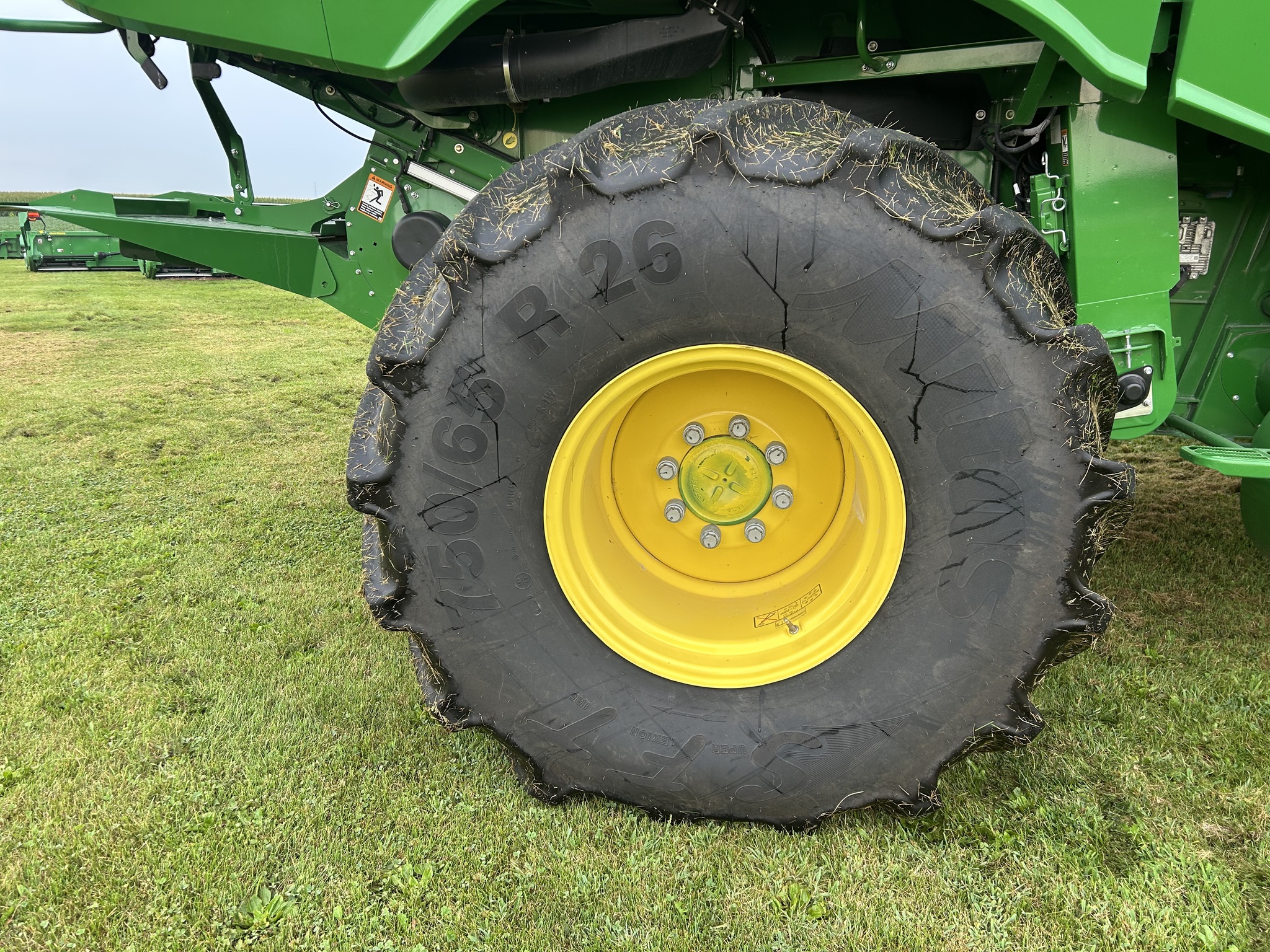  2023 John Deere S780 at Heritage Tractor in Aledo, IL