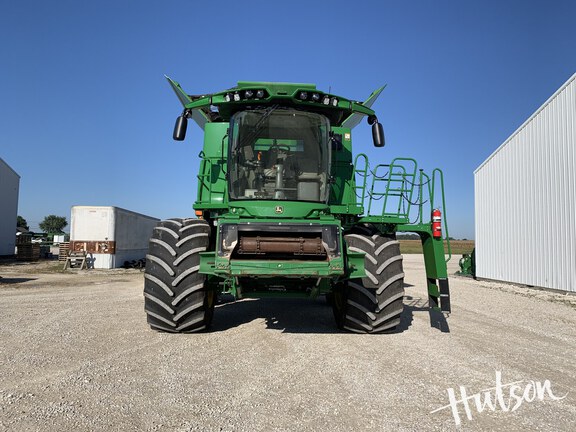 Photo of 2023 John Deere S790
