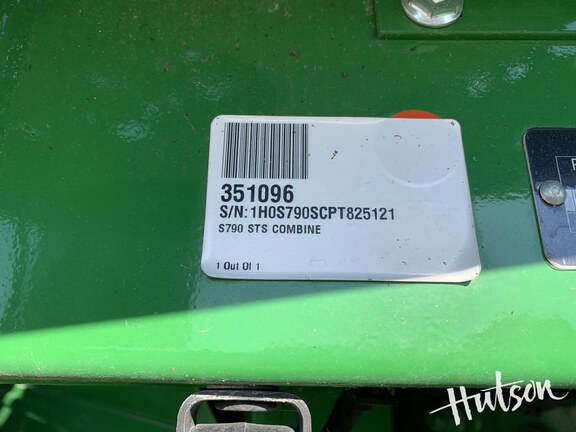 Photo of 2023 John Deere S790