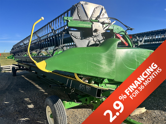 Photo of a 2019 John Deere 735FD
