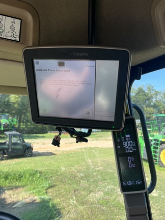 2018 John Deere CP690 Photo 4