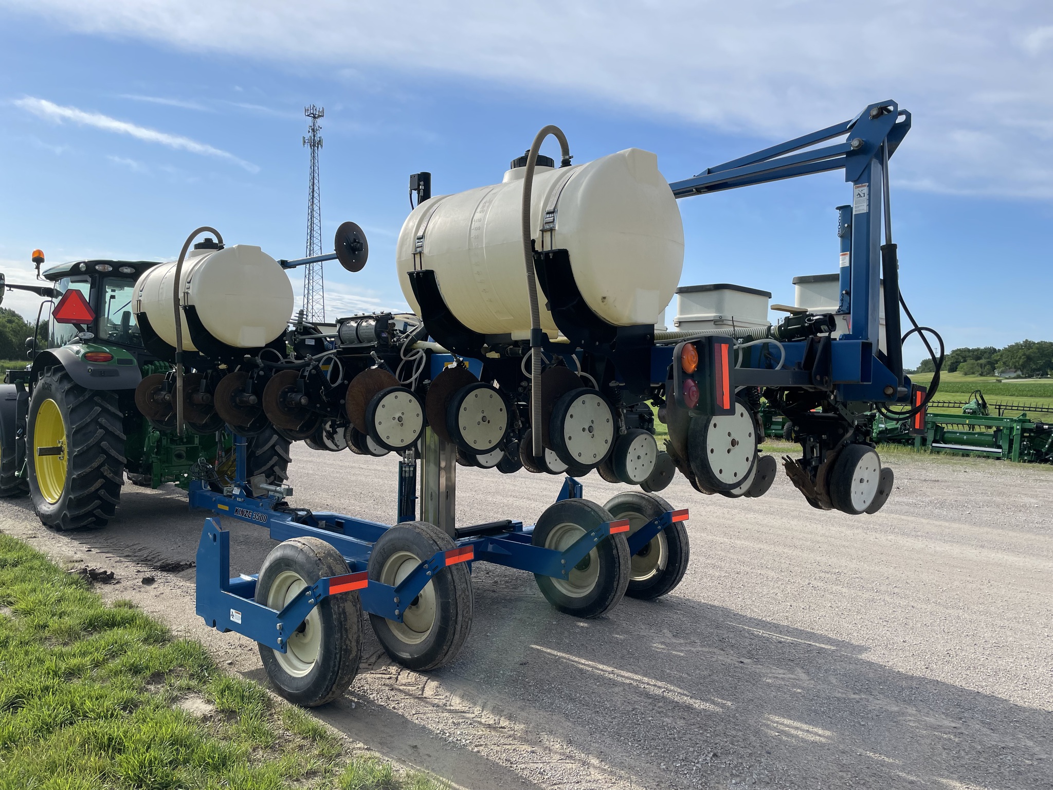  2013 Kinze 3500 at Heritage Tractor in Adrian, MO