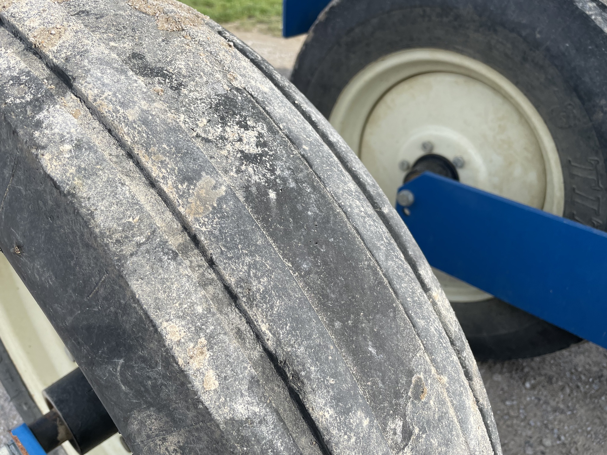  2013 Kinze 3500 at Heritage Tractor in Adrian, MO