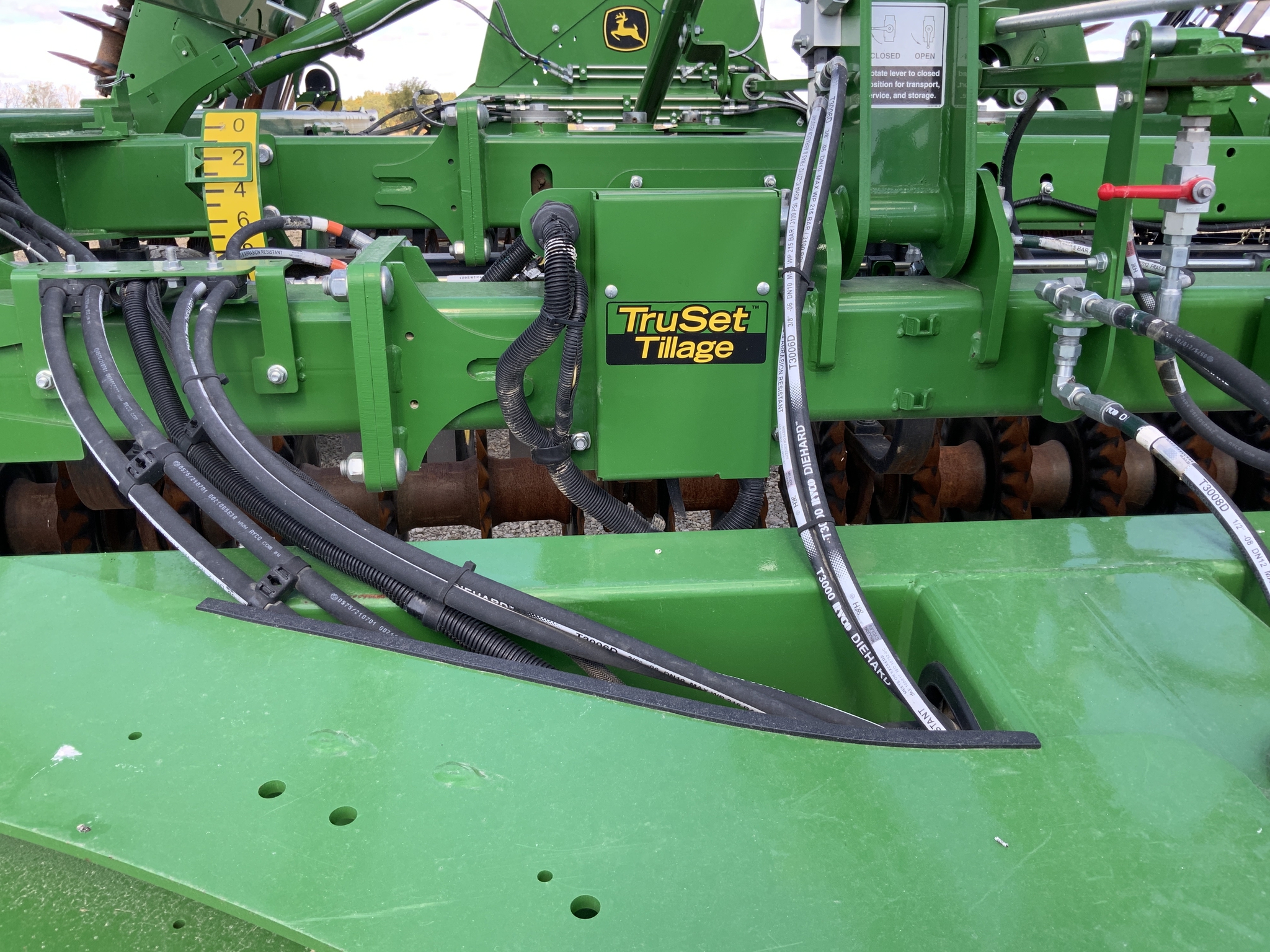 2022 John Deere 2660VT Image 8