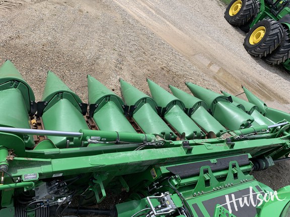 Photo of 2019 John Deere 712FC