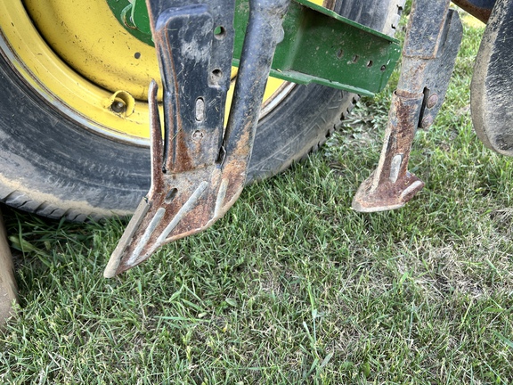 Used 2012 John Deere 1870 Air Drills and Seeders at Horizon Ag & Turf in Westlock, AB - Photo8