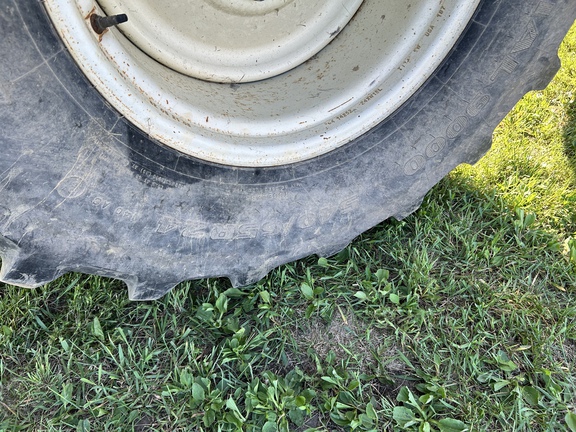 Used 2012 John Deere 1870 Air Drills and Seeders at Horizon Ag & Turf in Westlock, AB - Photo13
