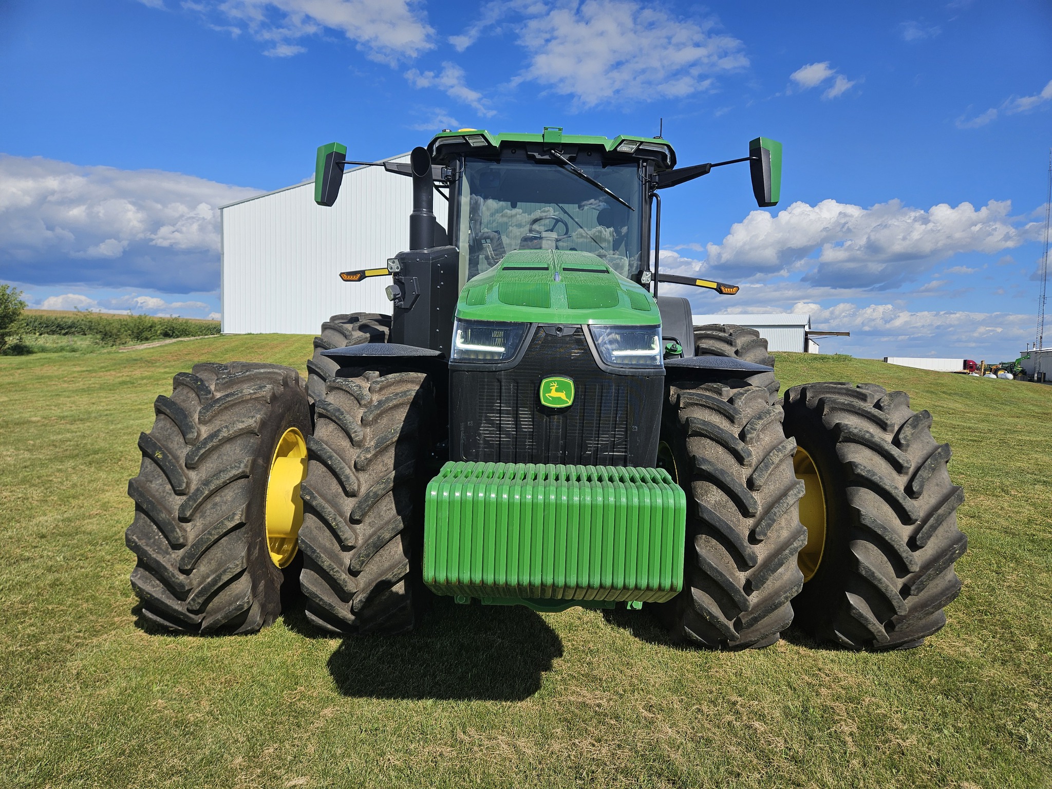 2024 John Deere 8R 410 Image 9