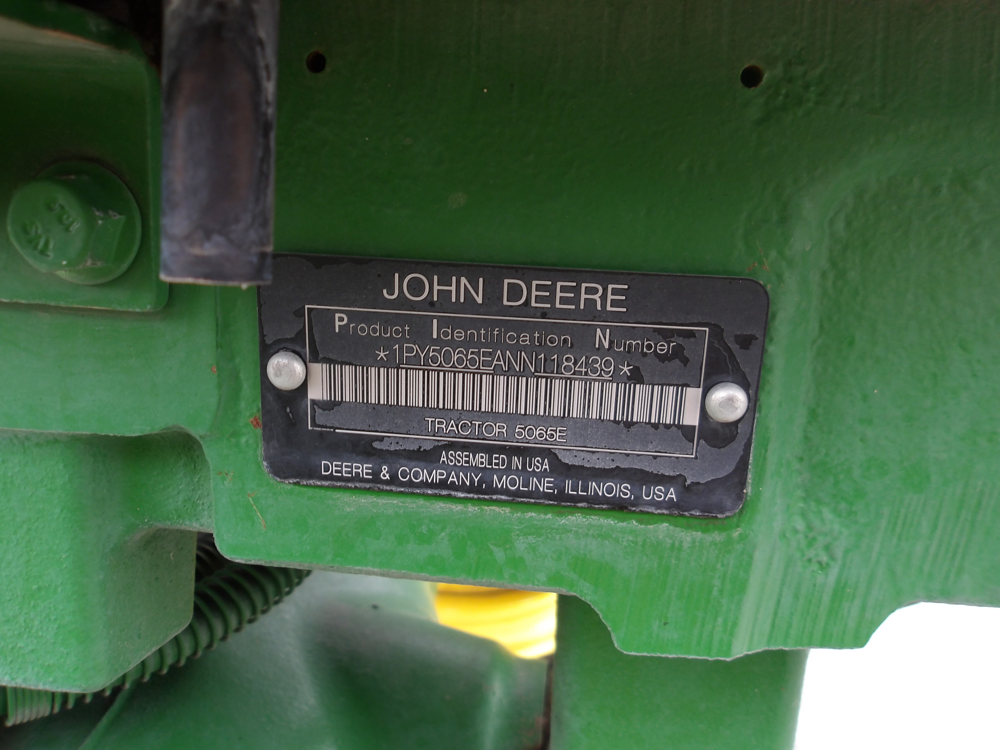 2022 John Deere 5065E Image 10