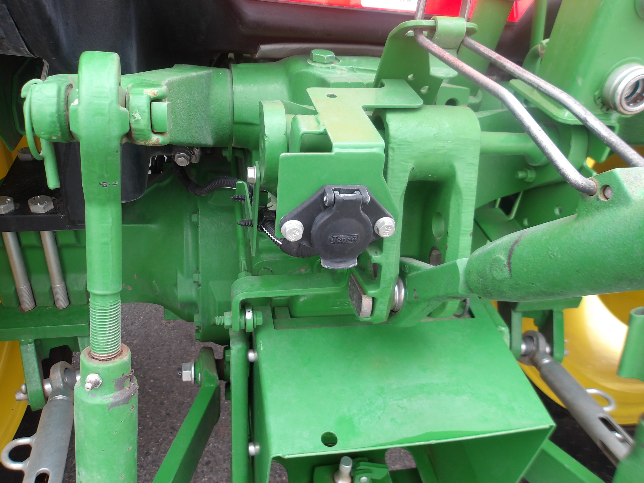2022 John Deere 5065E Image 30