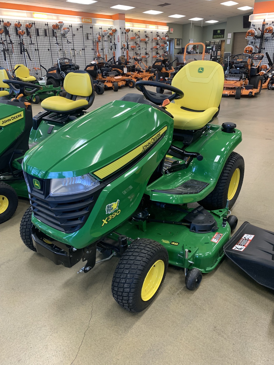 2025 John Deere X390 (POWER STEERING EQUIPPED) Image 2