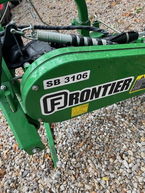 2023 Frontier SB3106 Image 3