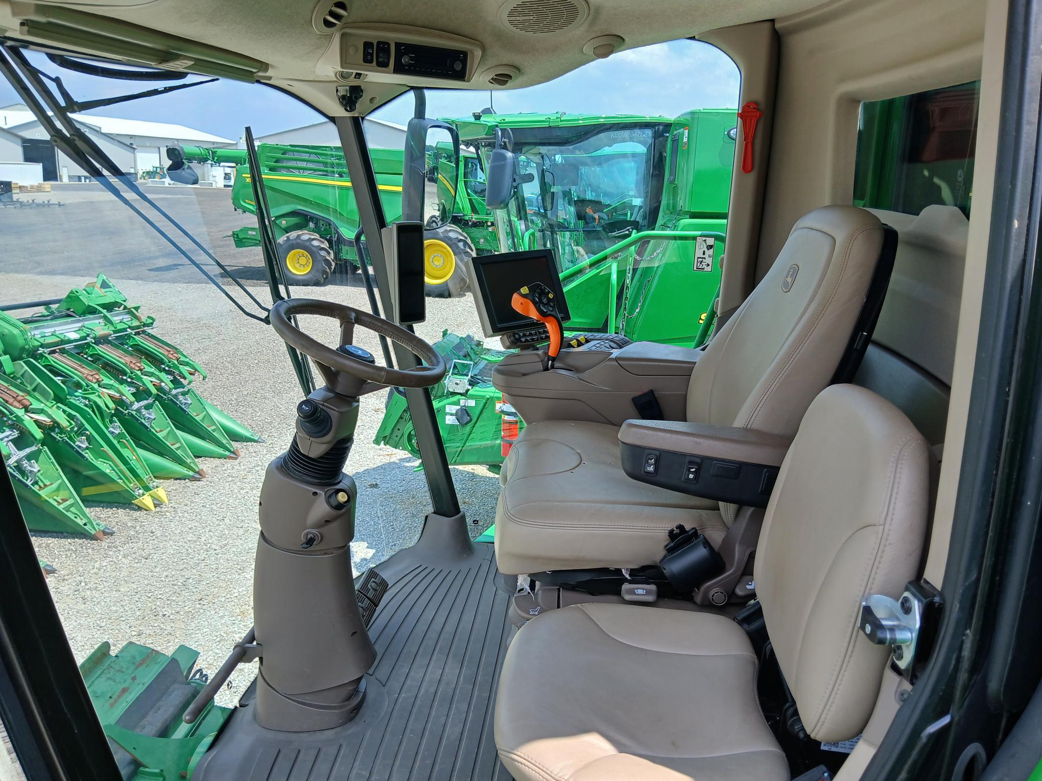 2021 John Deere S770 Image 19
