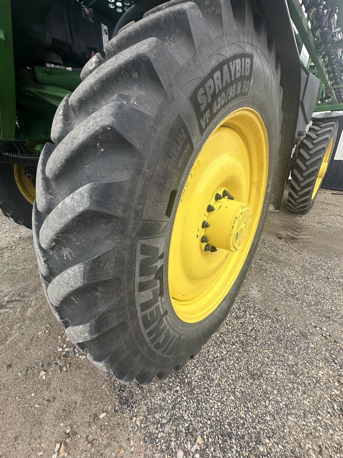 2022 John Deere 616R Image 7