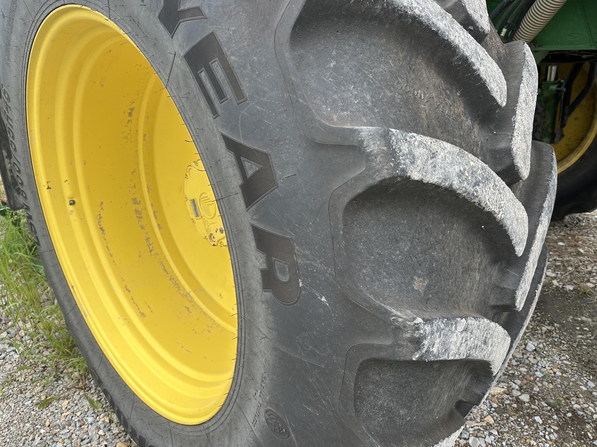 2022 John Deere 616R Image 11