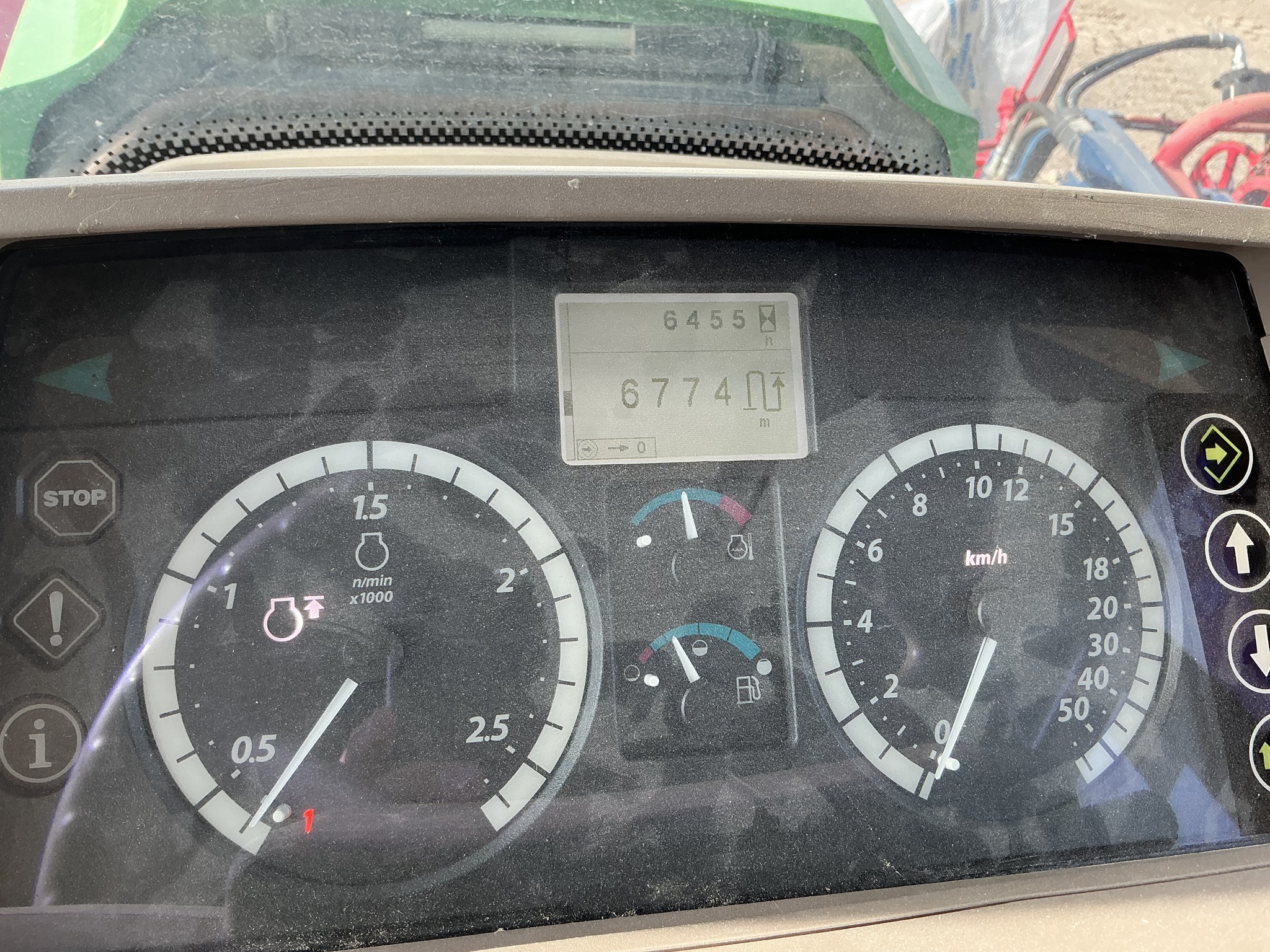 2015 John Deere 6105M Image 23