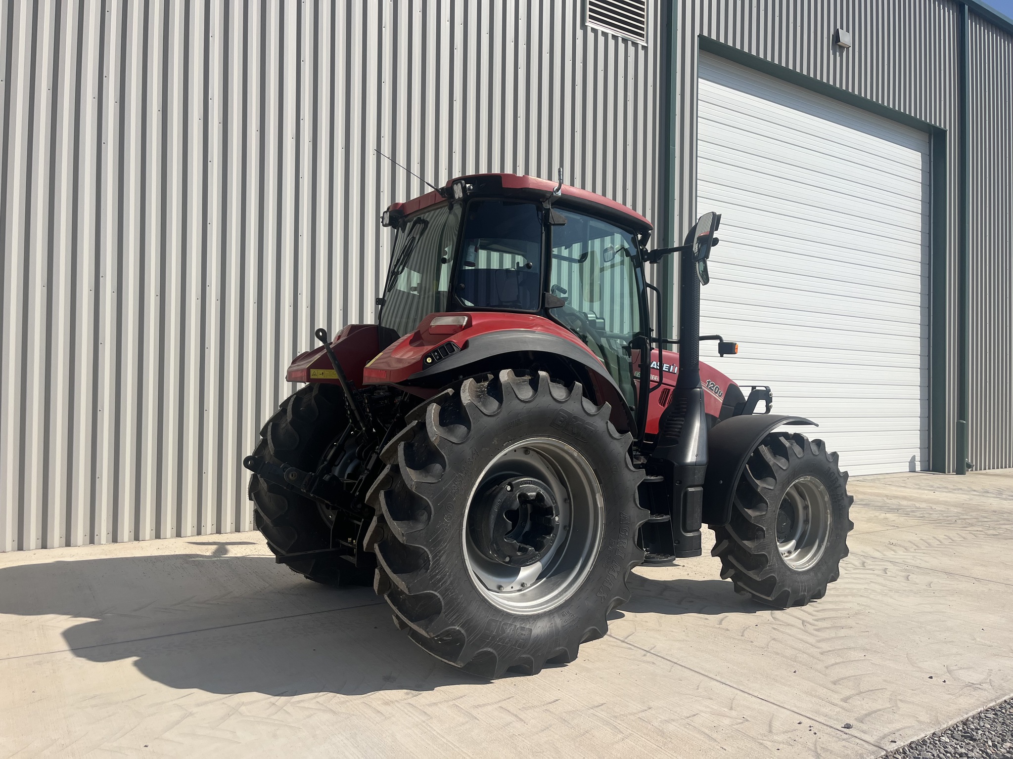 2017 Case IH 120U Image 4