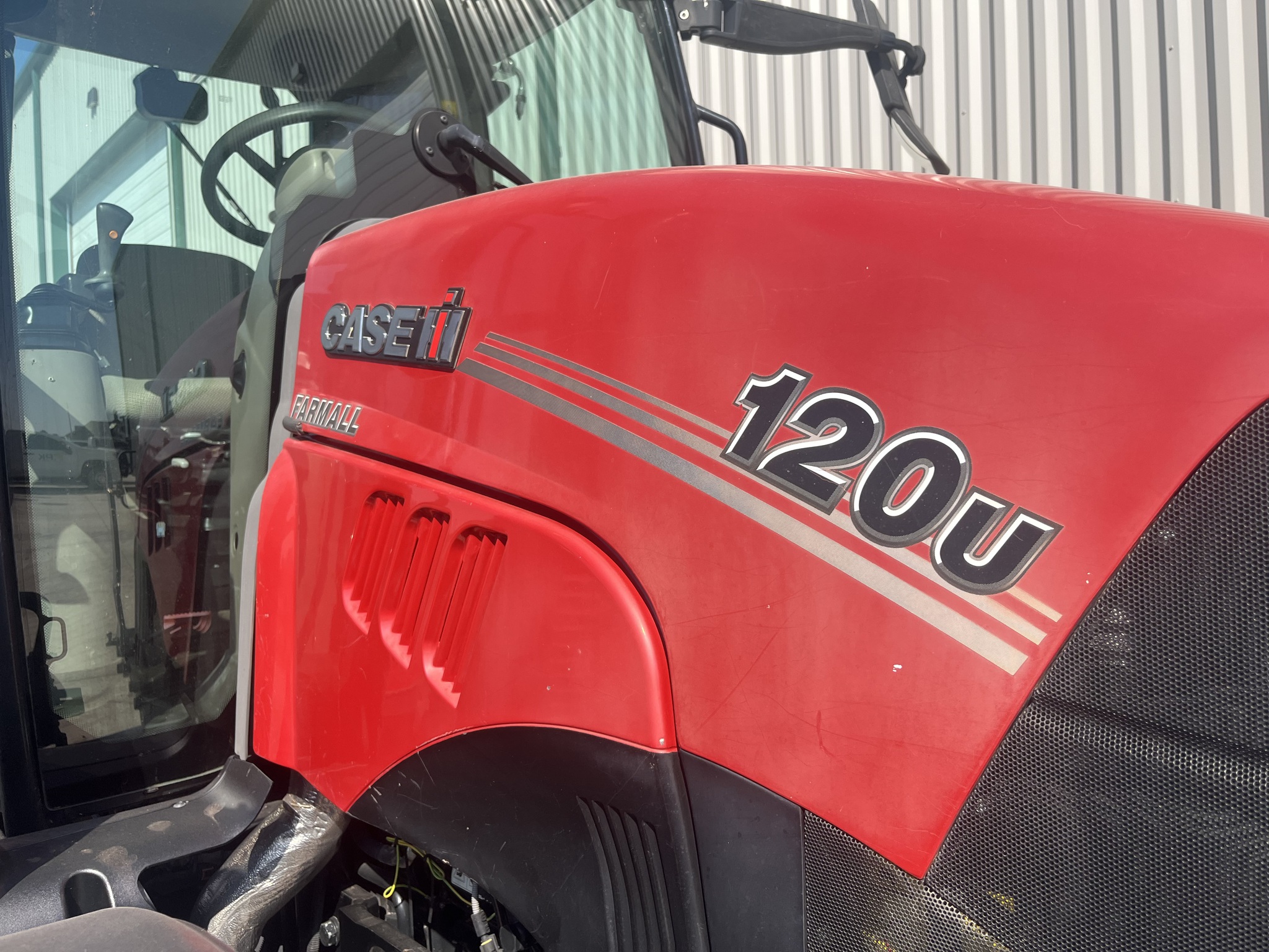 2017 Case IH 120U Image 20