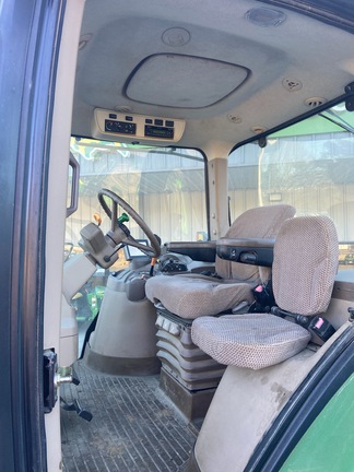 2011 John Deere 7200R-10