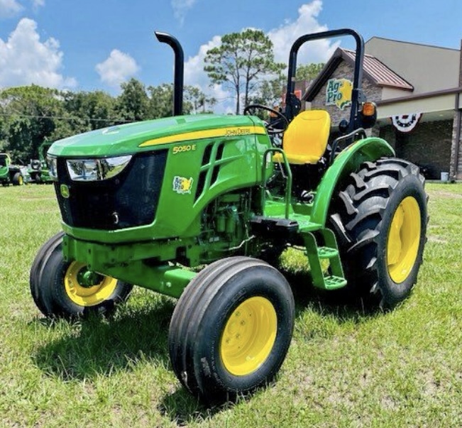 2025 John Deere 5050E Image 2