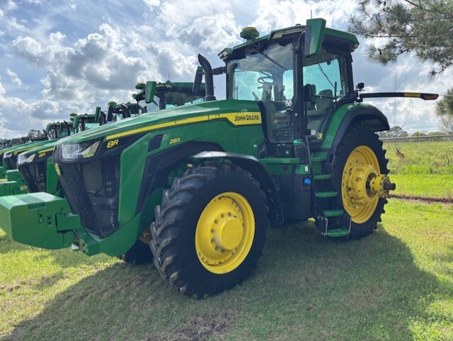 2023 John Deere 8R 280 Image 1