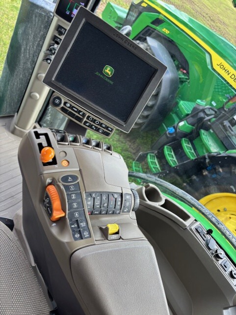 2023 John Deere 8R 280 Image 7