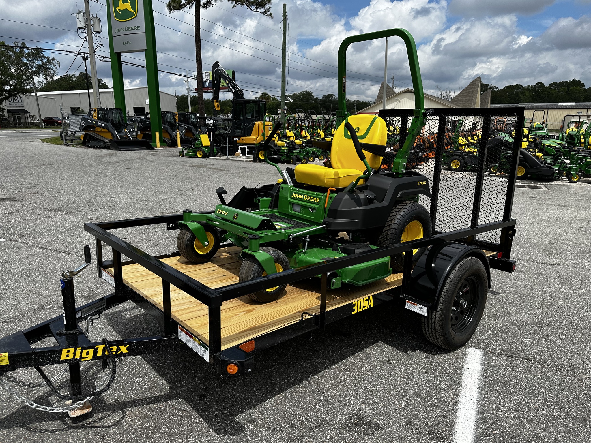 2025 John Deere Z530M Image 1