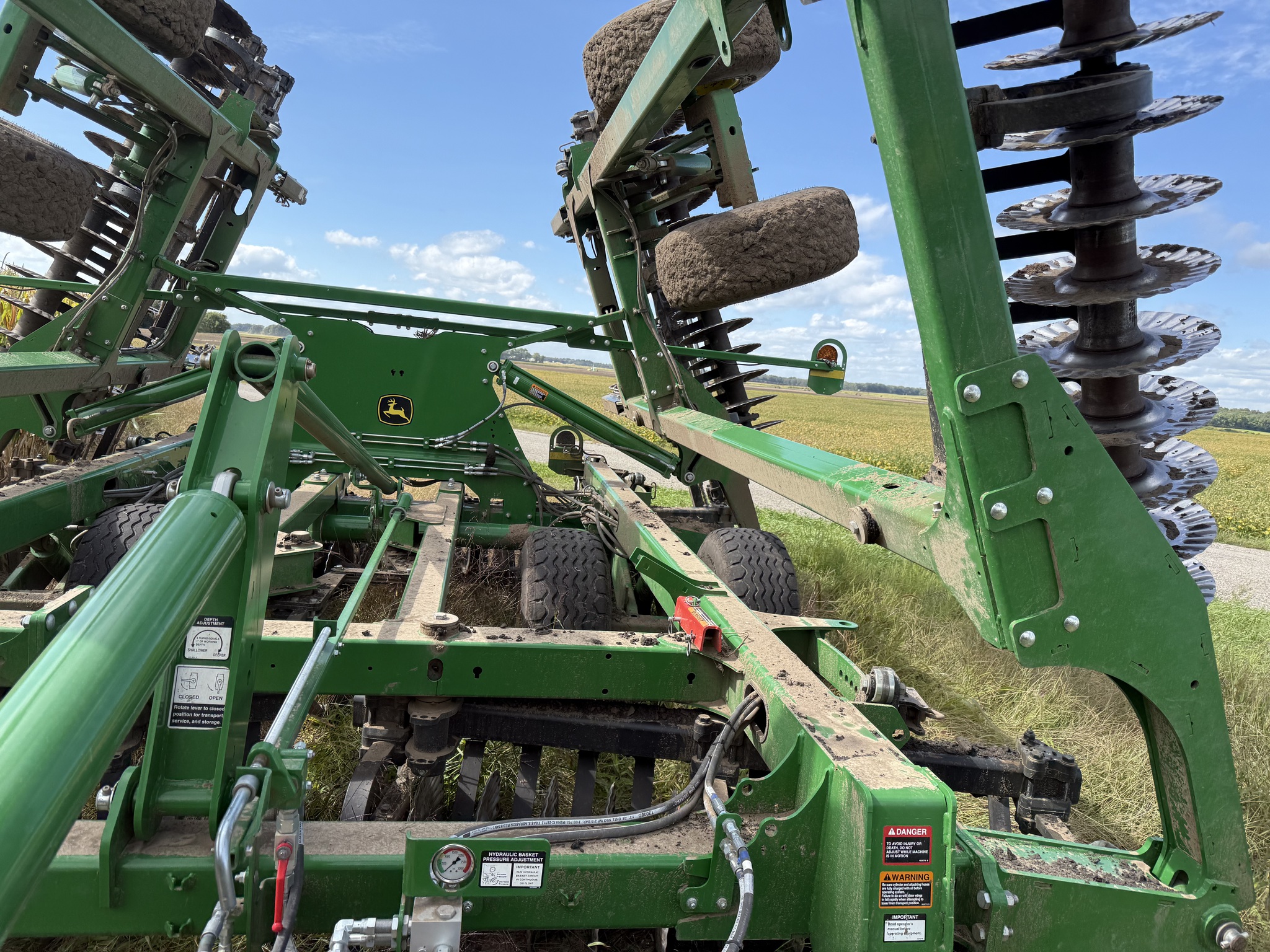 2021 John Deere 2660VT Image 5