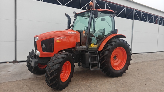 Kubota M135GX