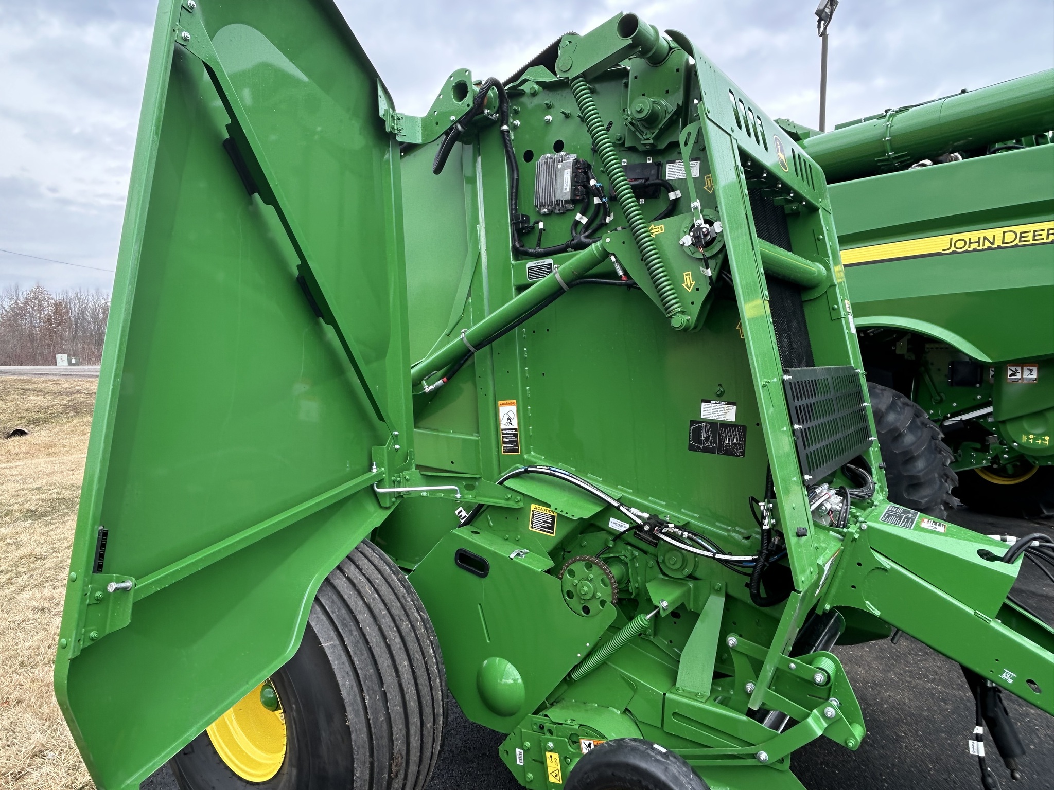 2025 John Deere 451M Image 8