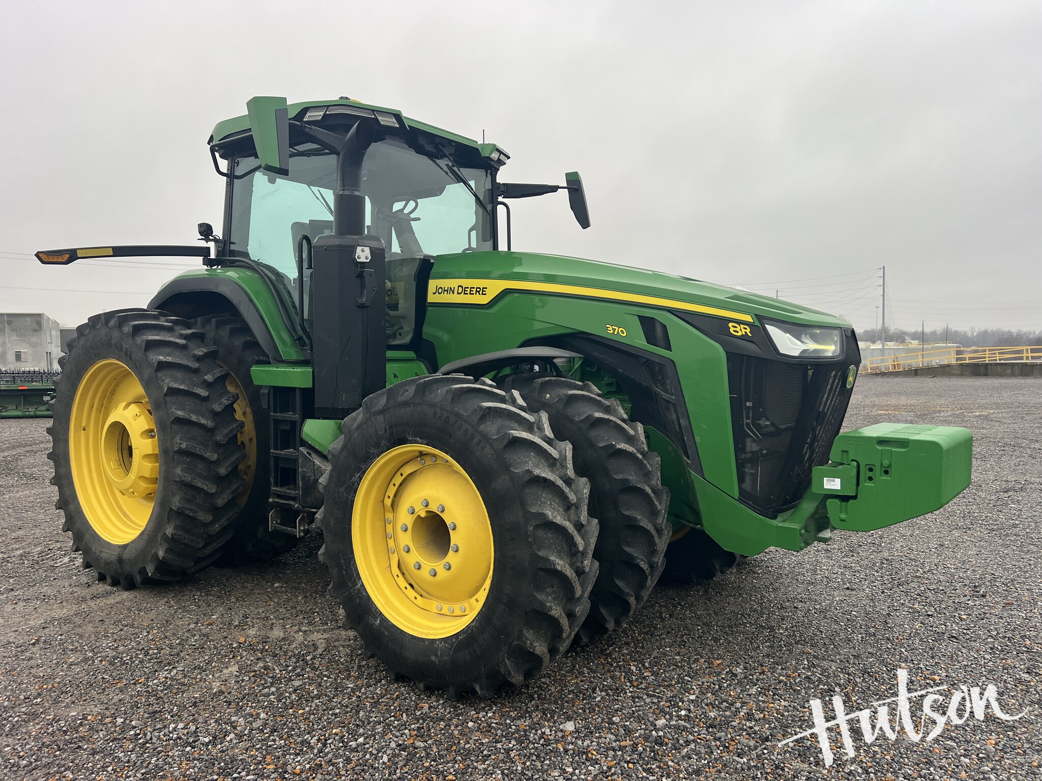 2024 John Deere 8R 370