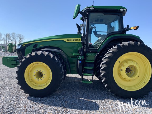 Photo of 2024 John Deere 8R 370