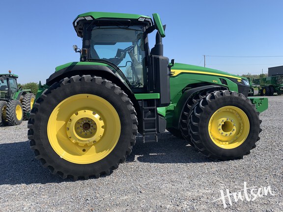 Photo of 2024 John Deere 8R 370