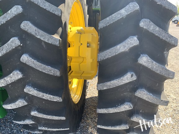 Photo of 2024 John Deere 8R 370