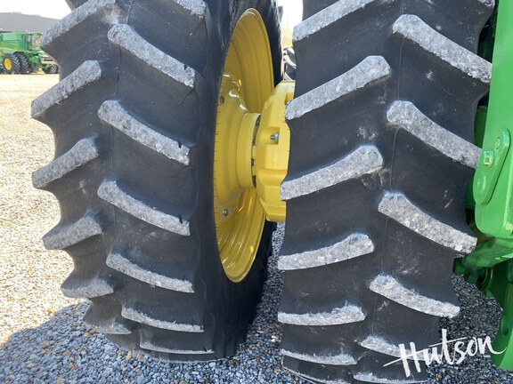 Photo of 2024 John Deere 8R 370